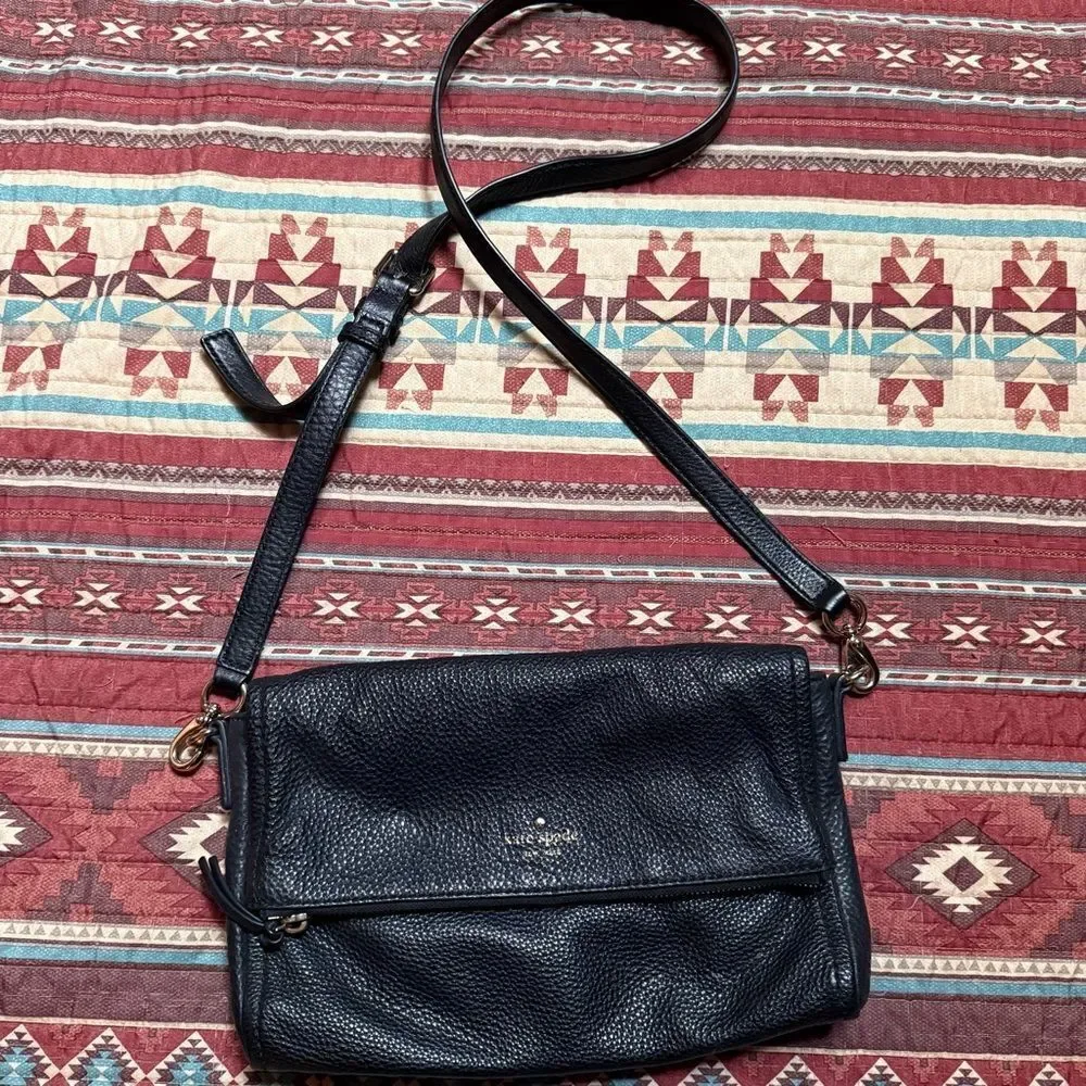 kate spade black pebbled leather crossbody purse